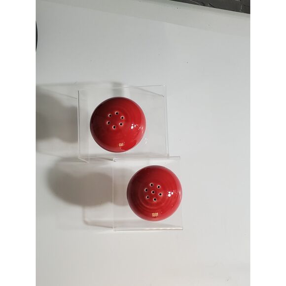 Fiesta Ware Scarlet Salt and Pepper Shakers - Picture 2 of 3
